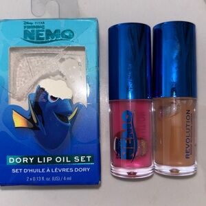 🌴Revolution X Finding Nemo Dory 2 Lip Oil Set
4ml Each